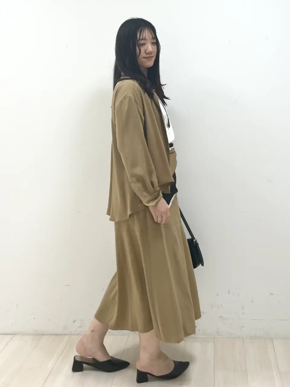 ONWARD CROSSET SELECT 森 コーディネート画像