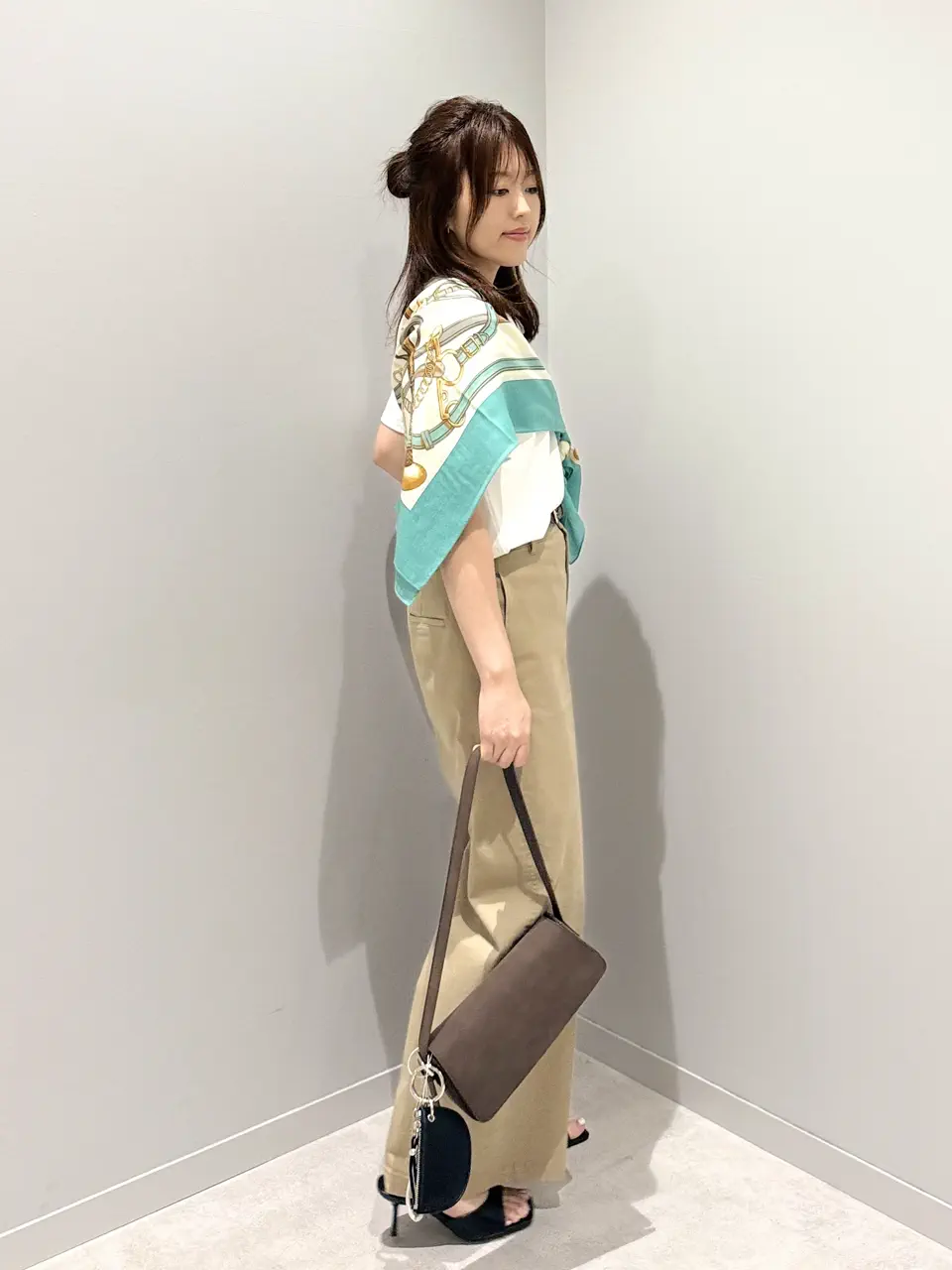 ONWARD CROSSET SELECT Tamura コーディネート画像