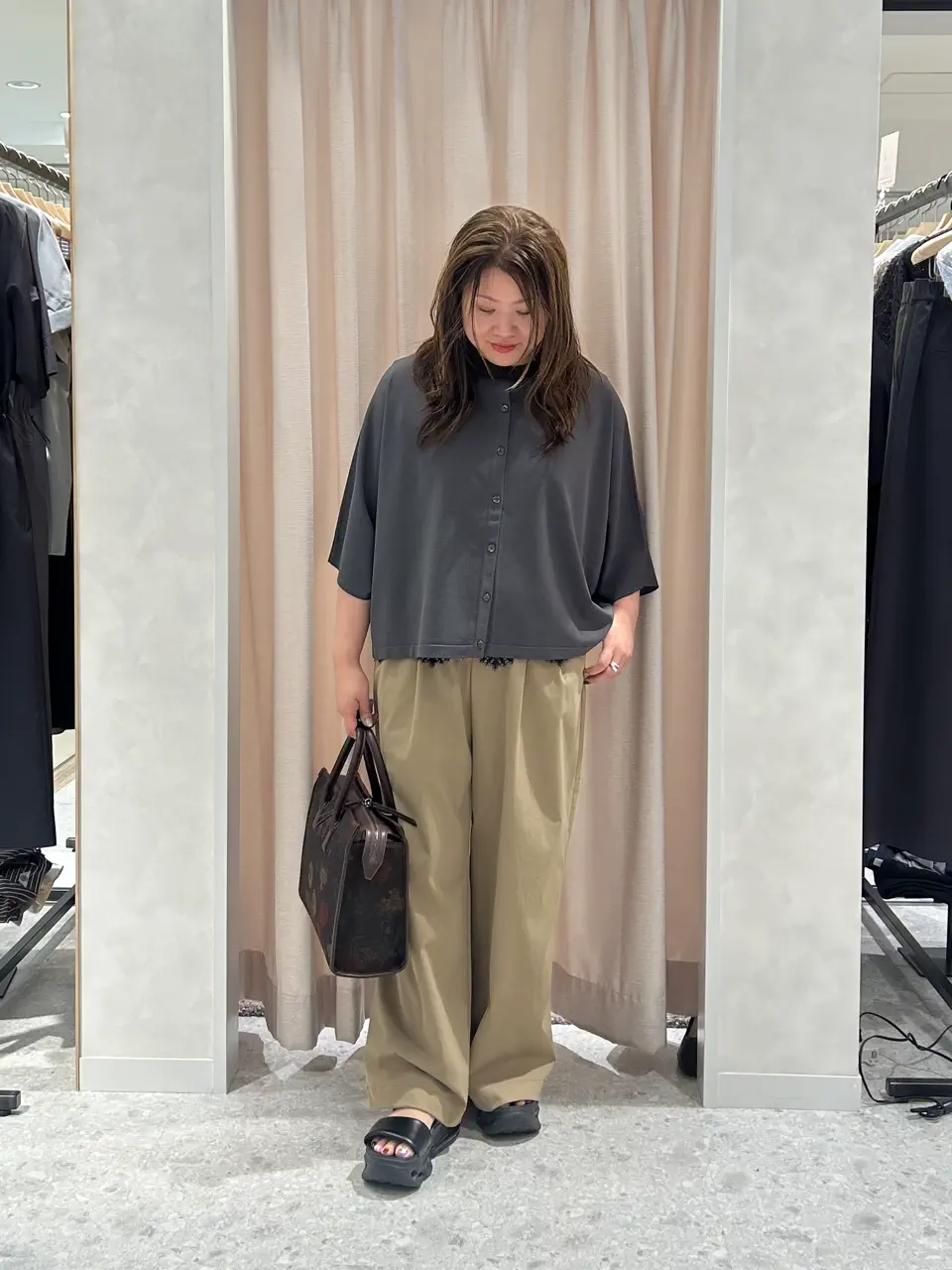 ONWARD CROSSET SELECT 藤﨑 コーディネート画像