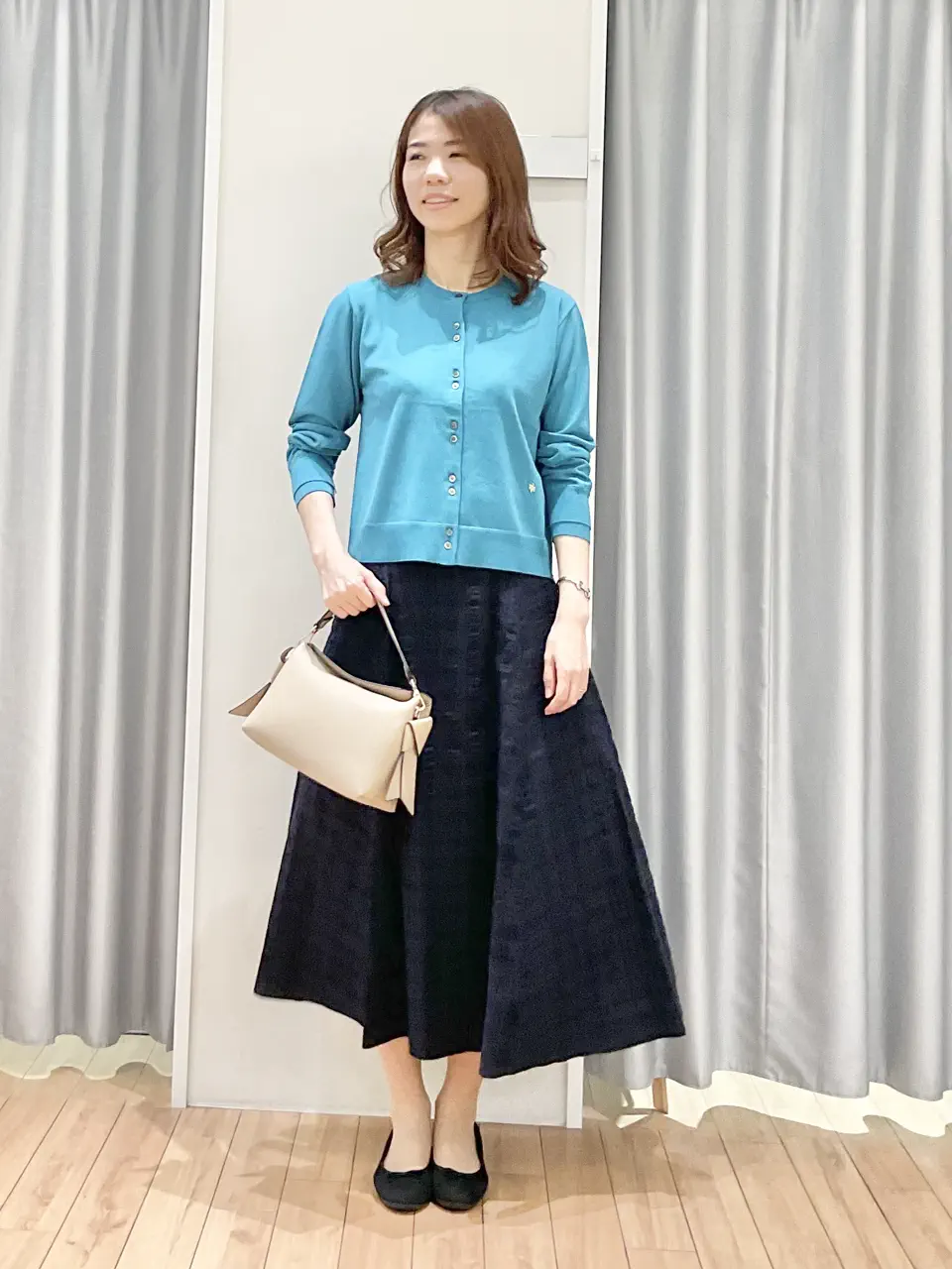  IZUMI コーディネート画像
