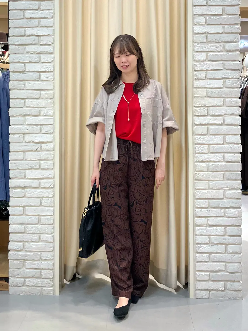  スタッフ コーディネート画像