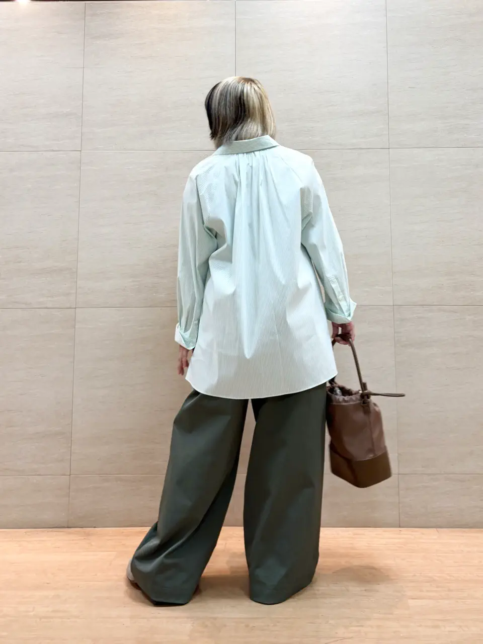 ONWARD CROSSET SELECT 佐藤 コーディネート画像