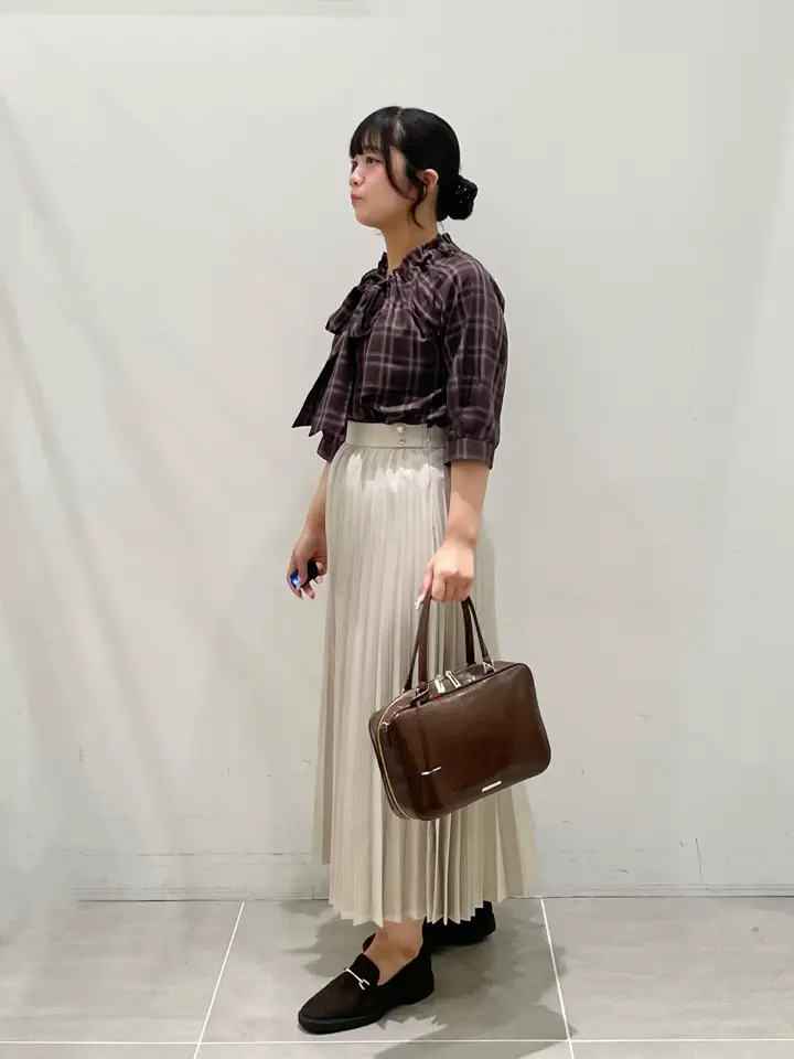 ONWARD CROSSET SELECT 鈴木 コーディネート画像