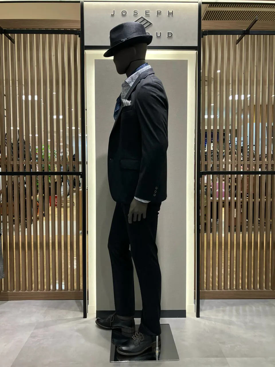 ONWARD CROSSET SELECT 袋地 コーディネート画像