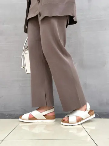 ONWARD CROSSET SELECT 茂木 コーディネート画像