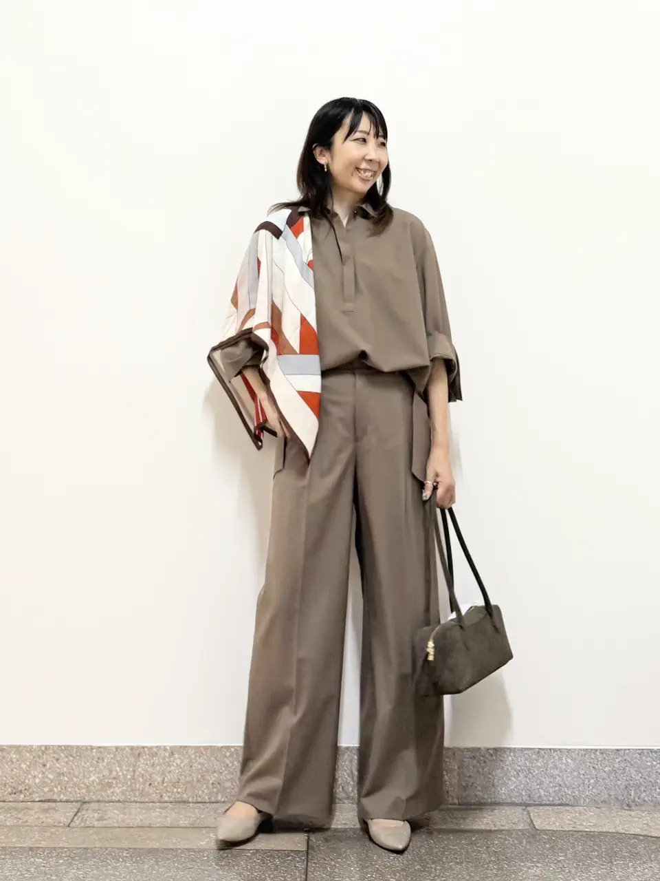 ONWARD CROSSET SELECT 佐藤 コーディネート画像