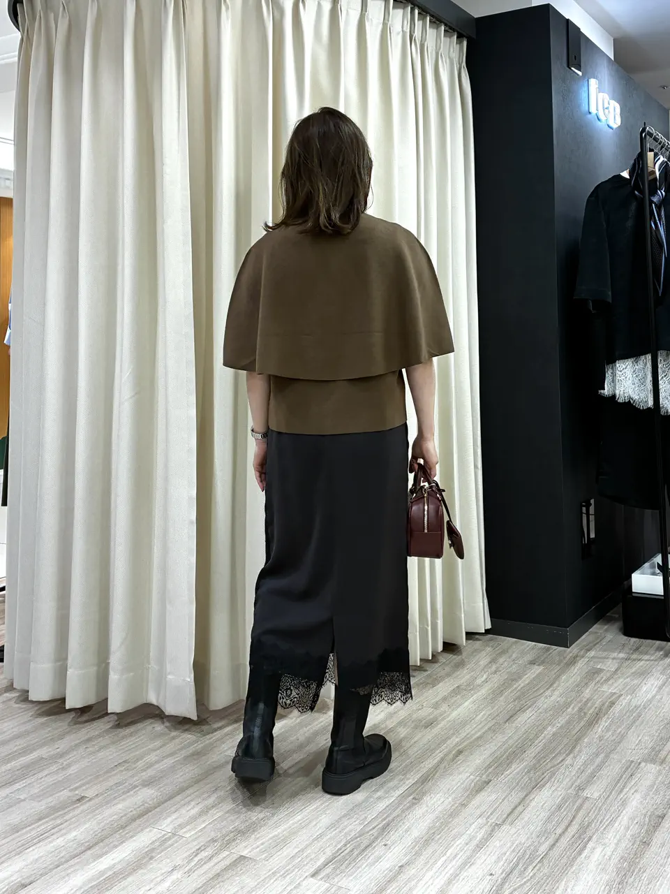 ONWARD CROSSET SELECT ハナ コーディネート画像