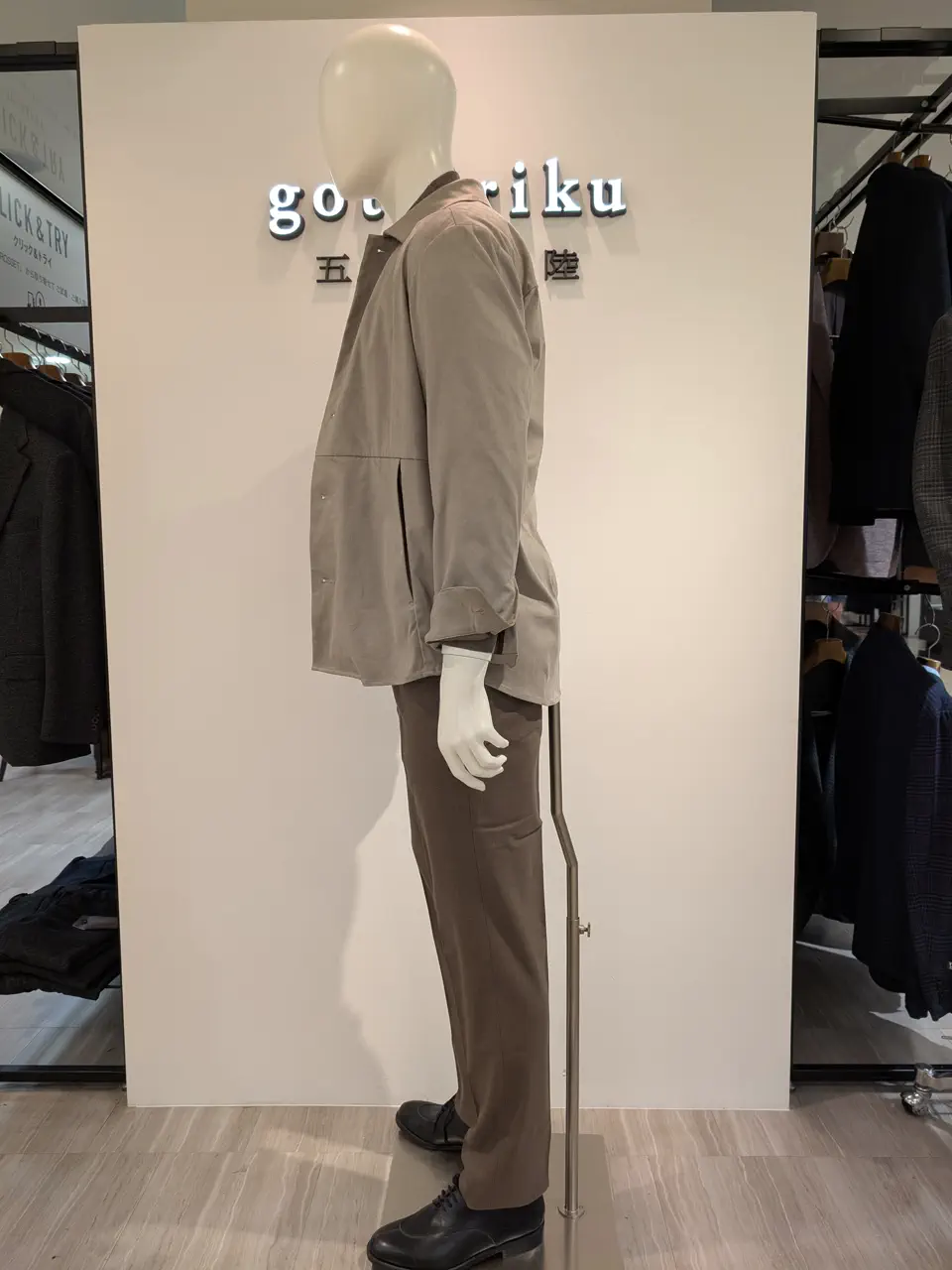 ONWARD CROSSET SELECT 林 コーディネート画像