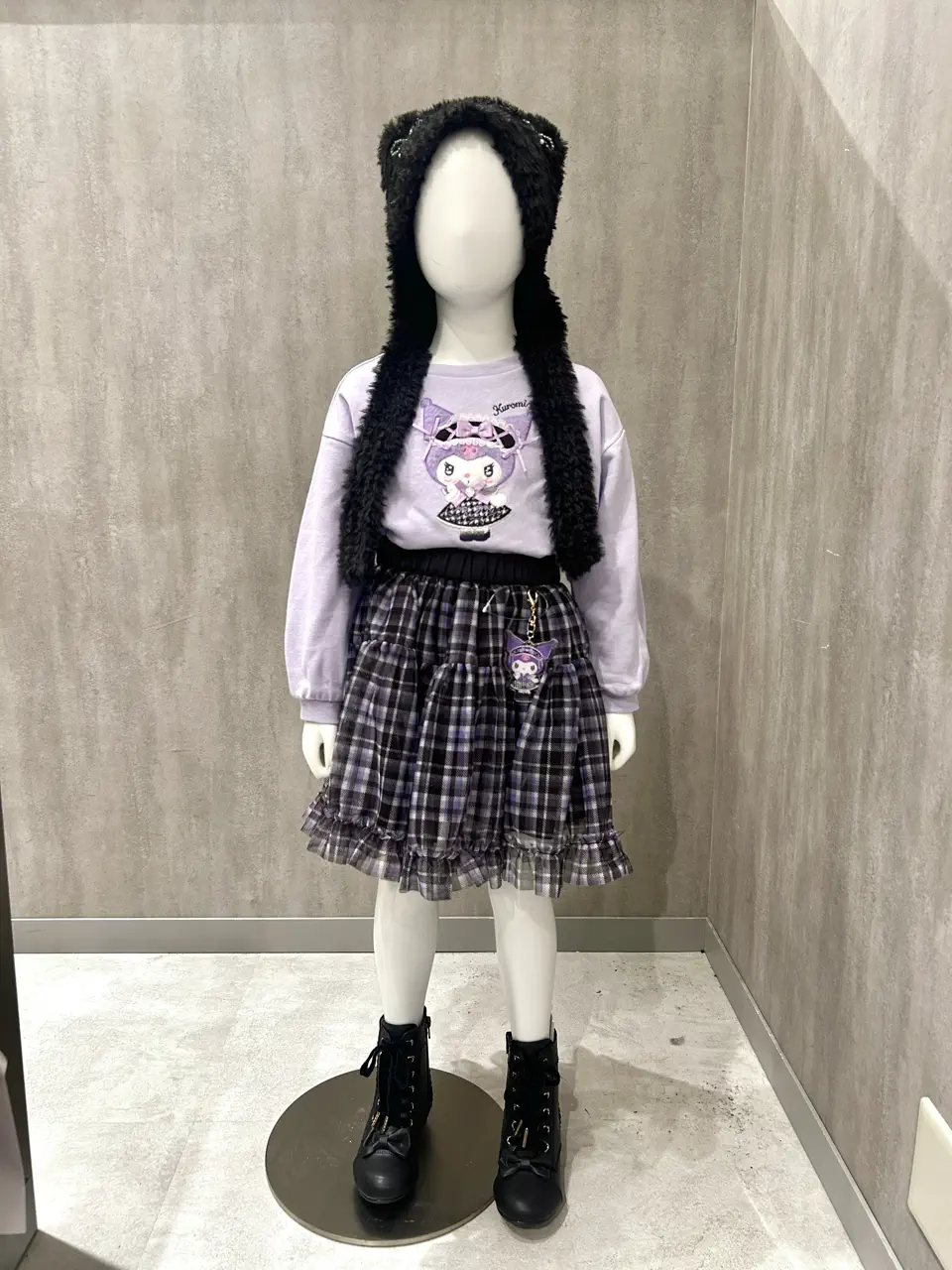  秋葉 コーディネート画像
