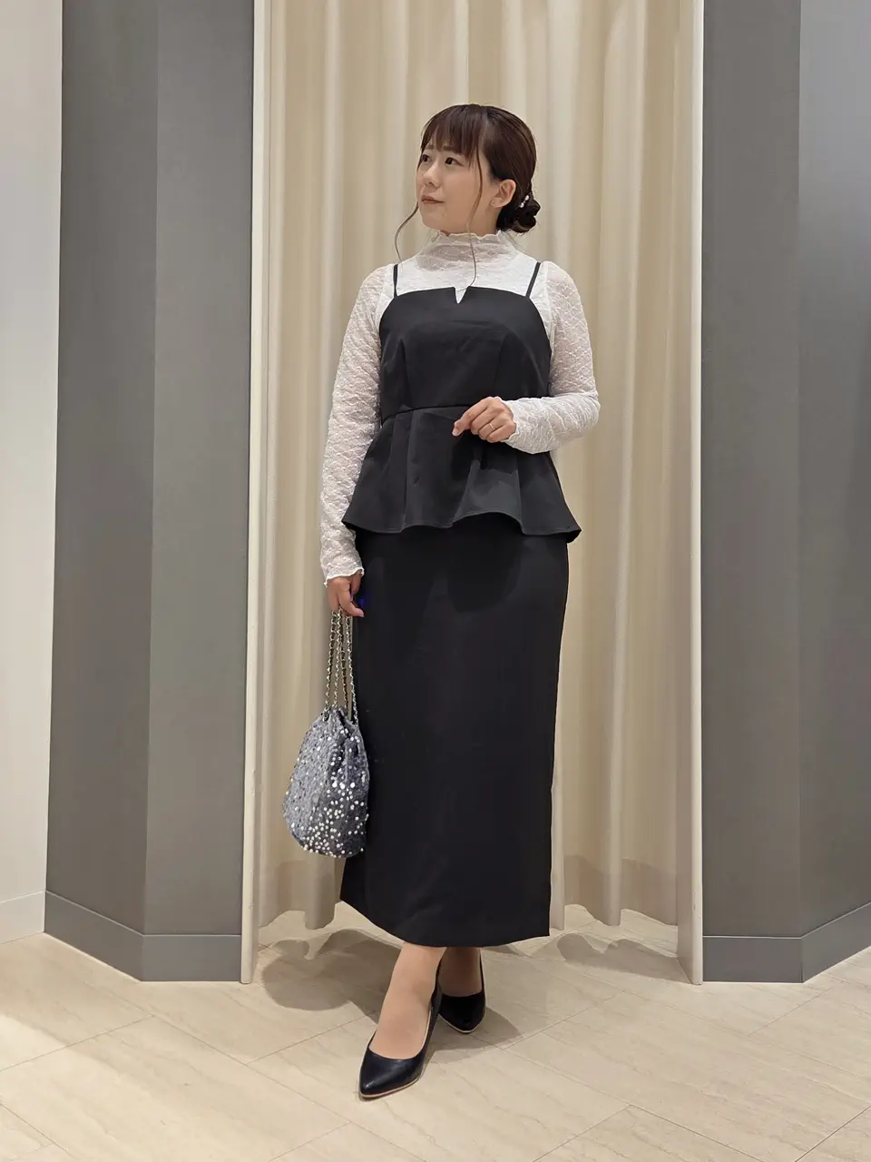  丸川 コーディネート画像
