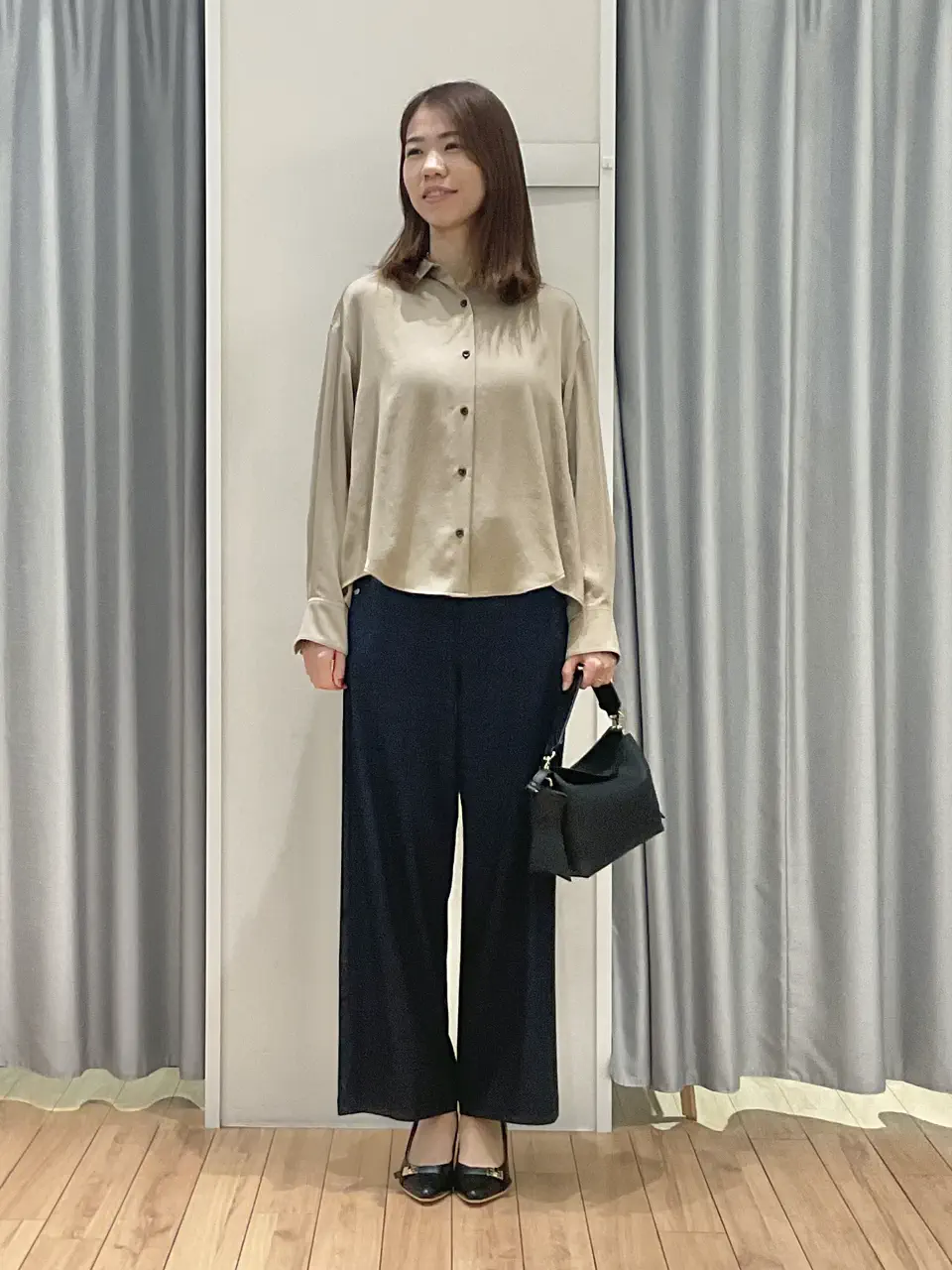  IZUMI コーディネート画像