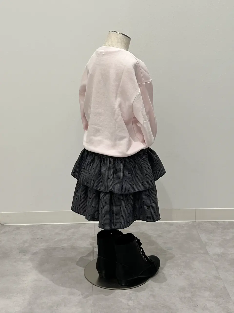 ONWARD CROSSET SELECT 西野 コーディネート画像