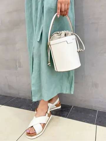 ONWARD CROSSET SELECT 関目 コーディネート画像