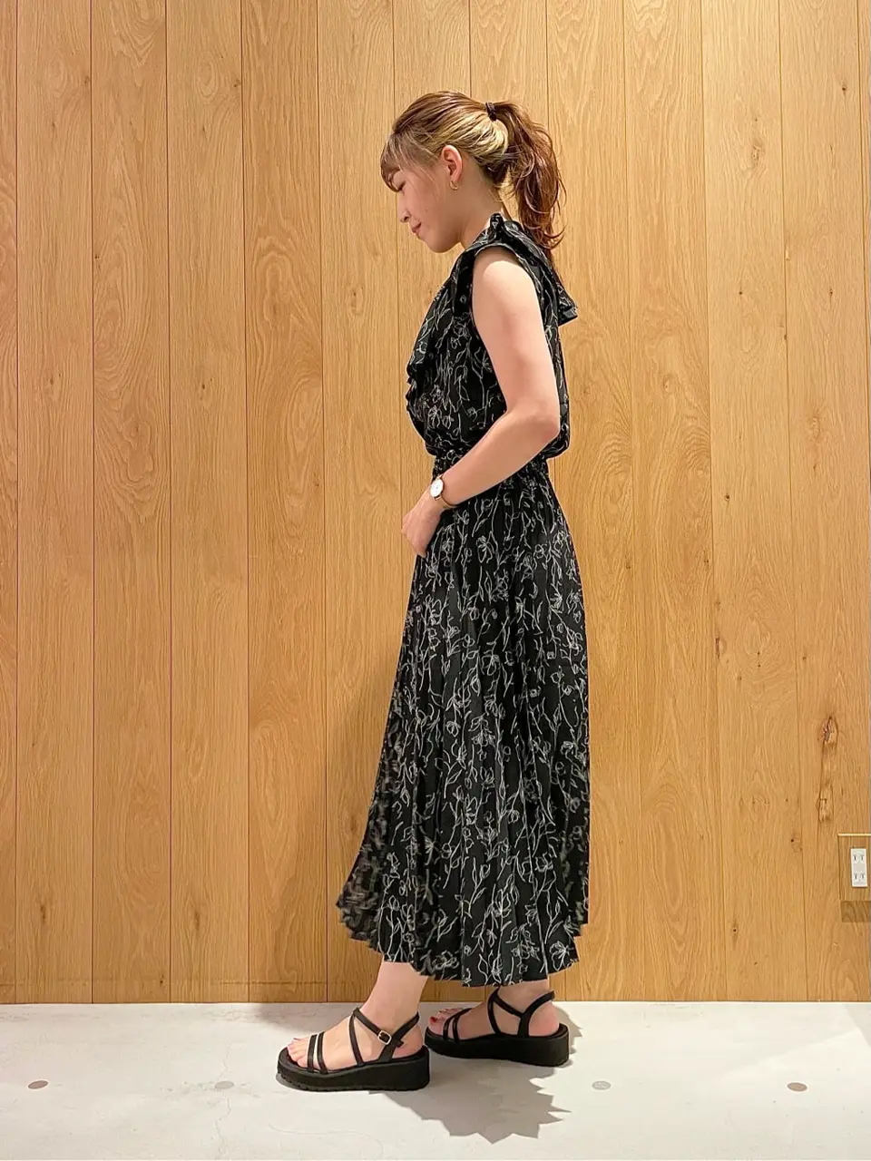 ONWARD CROSSET SELECT 戸澤 コーディネート画像