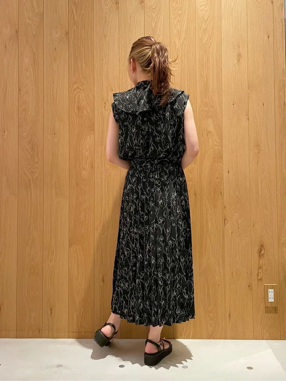 ONWARD CROSSET SELECT 戸澤 コーディネート画像