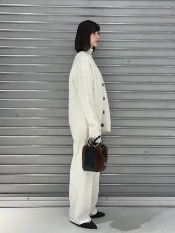 ONWARD CROSSET SELECT 市川 コーディネート画像