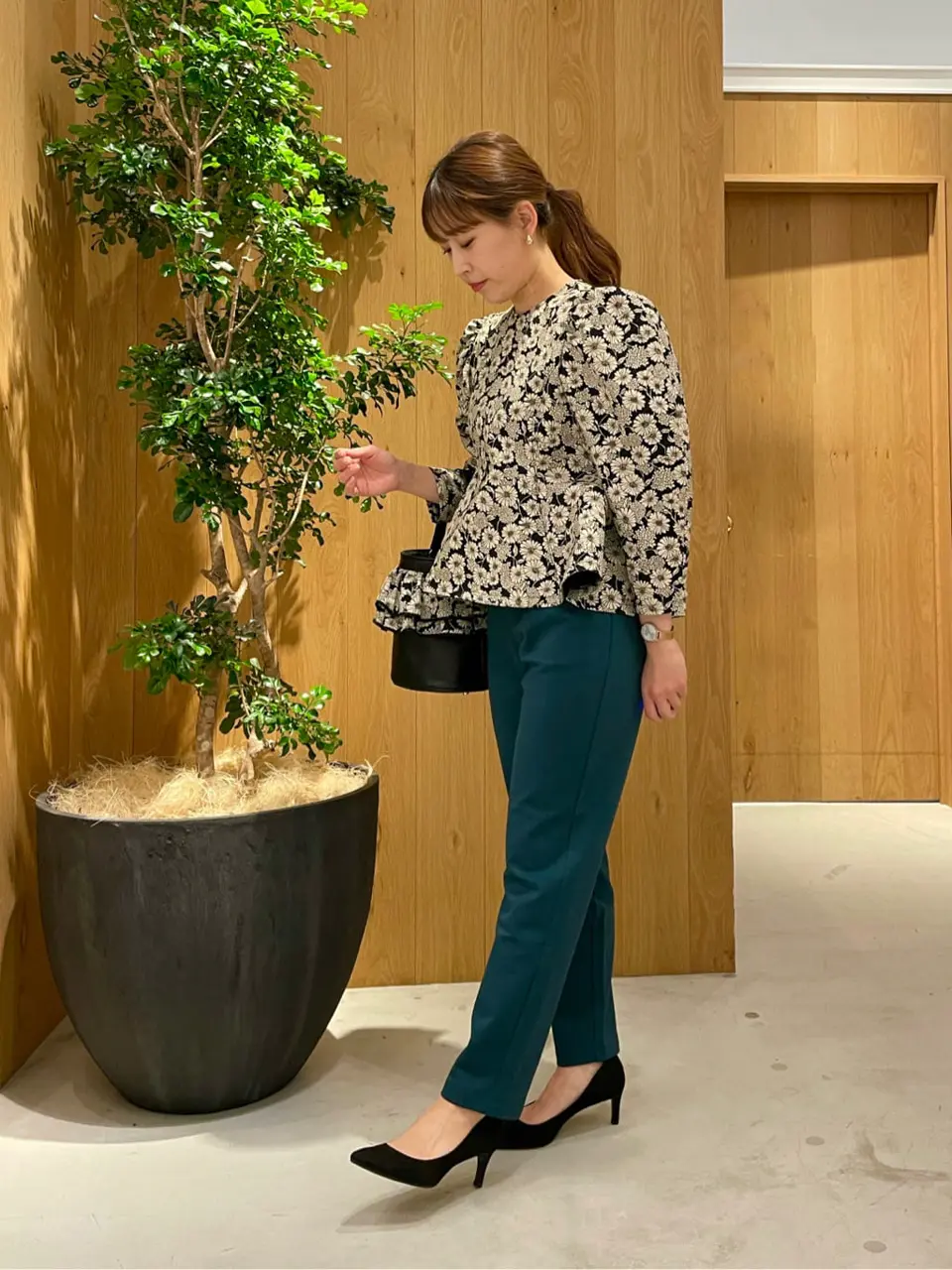 ONWARD CROSSET SELECT 戸澤 コーディネート画像