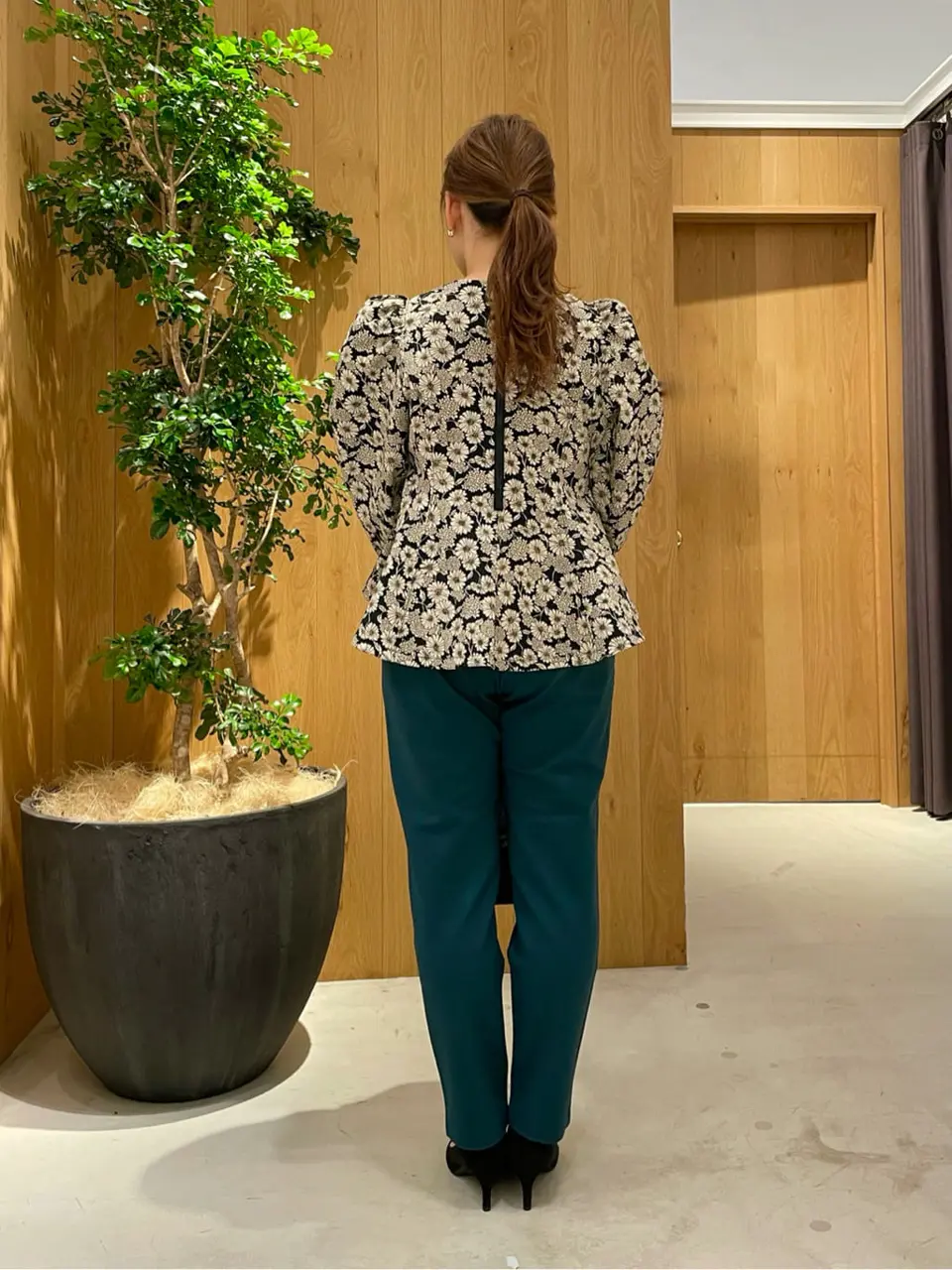 ONWARD CROSSET SELECT 戸澤 コーディネート画像