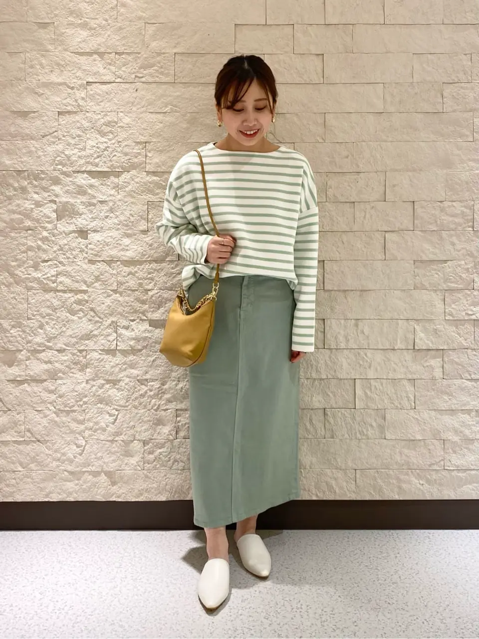 ONWARD CROSSET SELECT スタッフ コーディネート画像