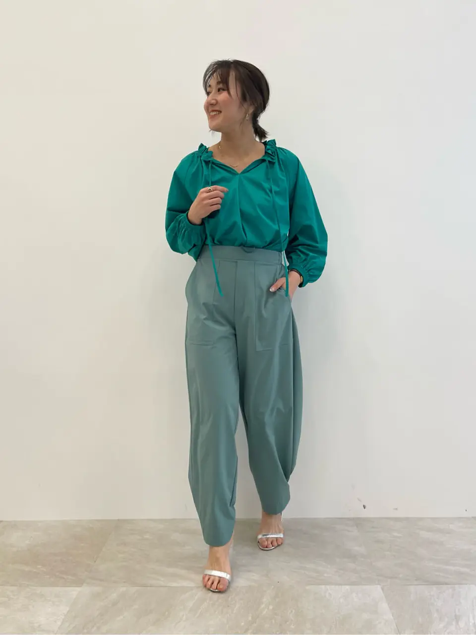 ONWARD CROSSET SELECT 茂木 コーディネート画像