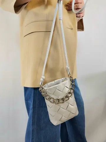 ONWARD CROSSET SELECT 丸田 コーディネート画像