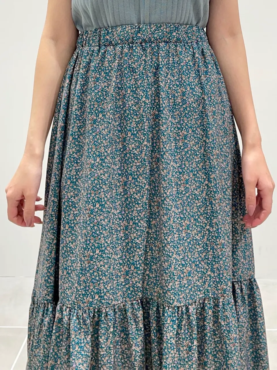 ONWARD CROSSET SELECT 市川 コーディネート画像