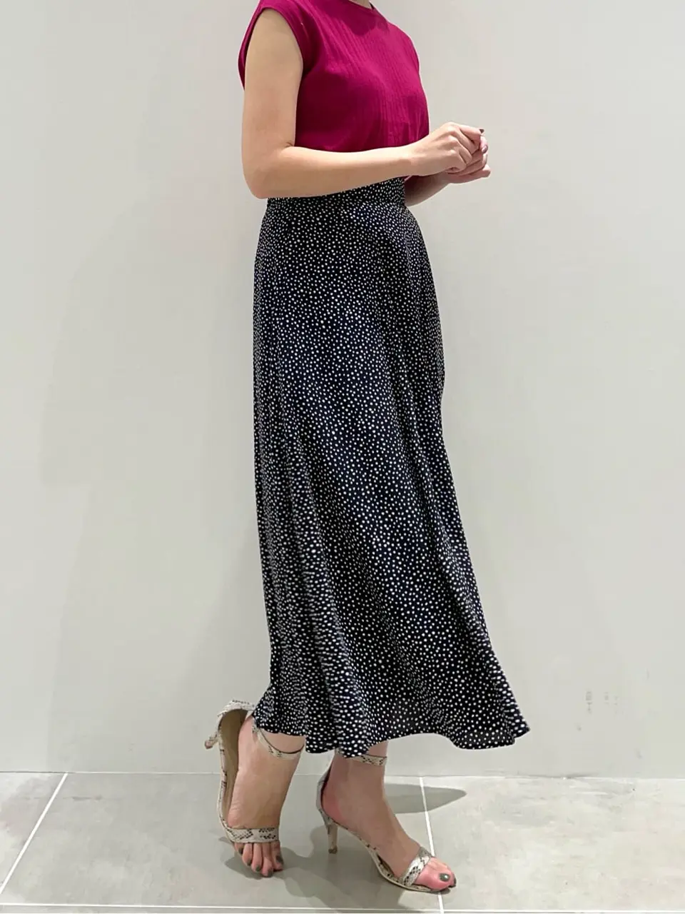 ONWARD CROSSET SELECT 市川 コーディネート画像