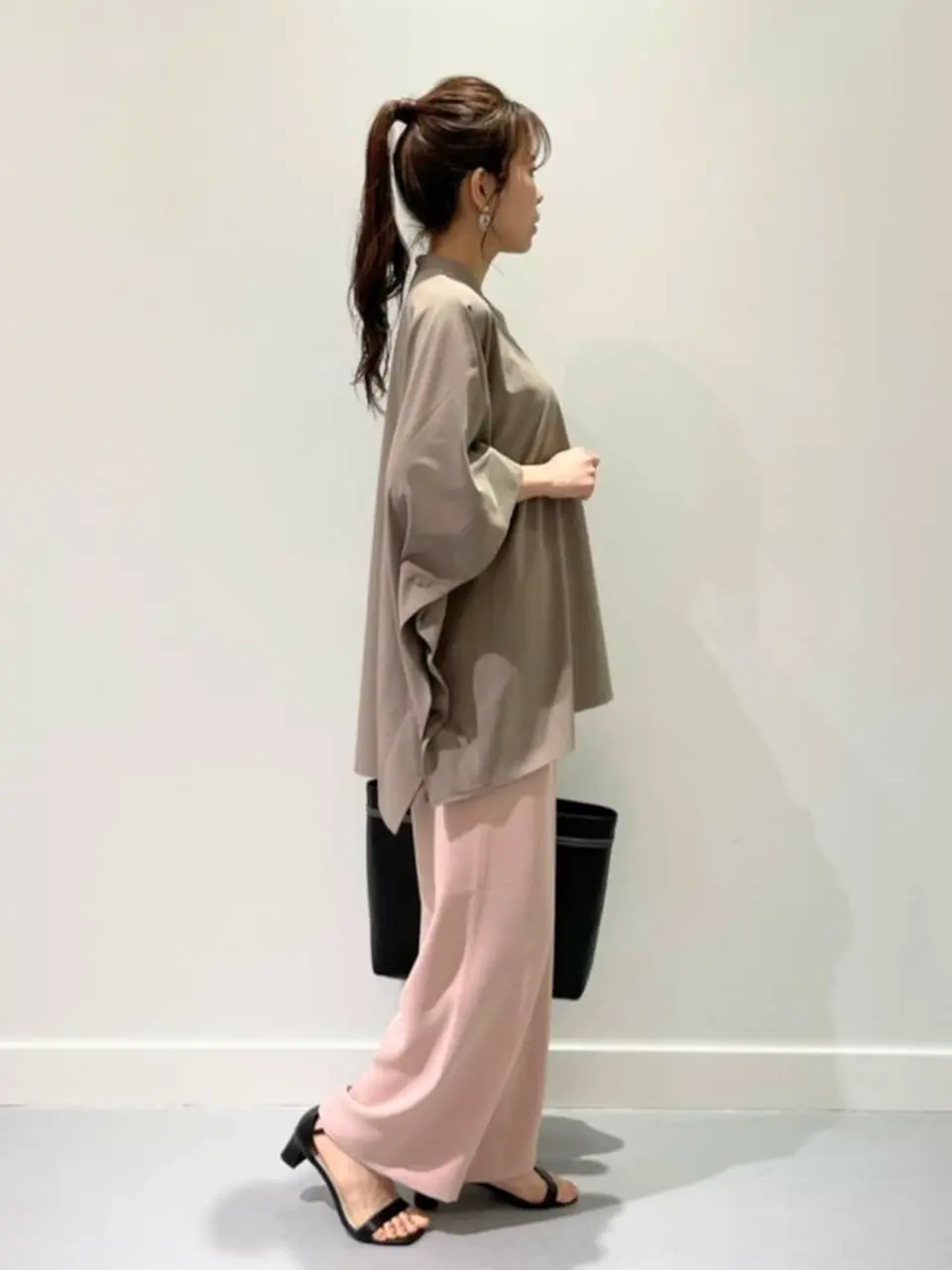 ONWARD CROSSET SELECT 榎本 コーディネート画像