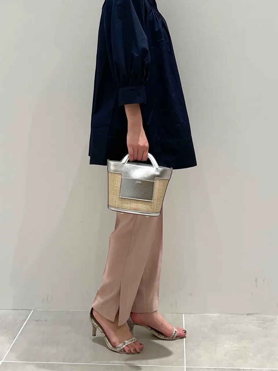 ONWARD CROSSET SELECT 市川 コーディネート画像