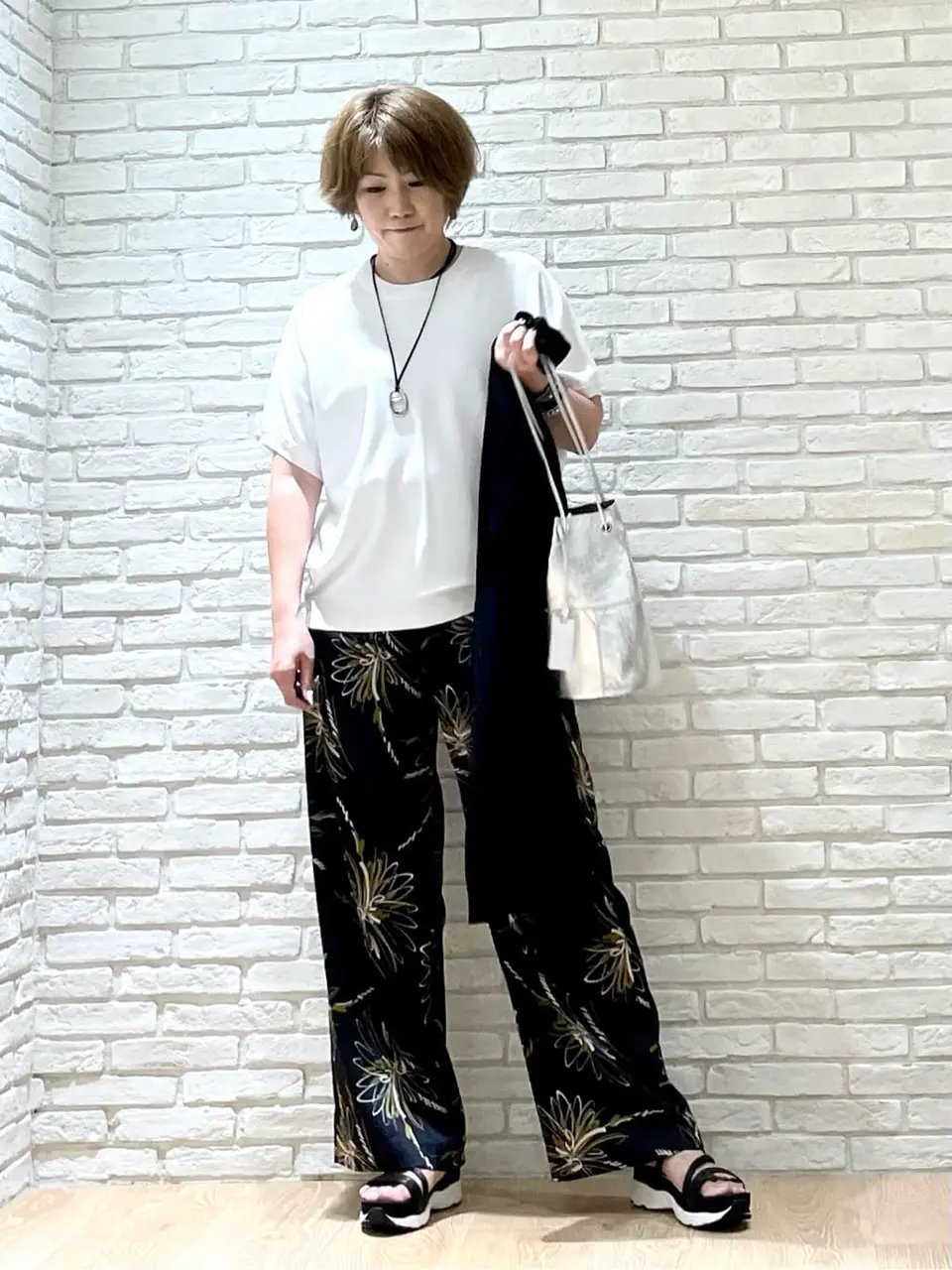 ONWARD CROSSET SELECT 井上 コーディネート画像