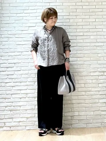 ONWARD CROSSET SELECT 井上 コーディネート画像