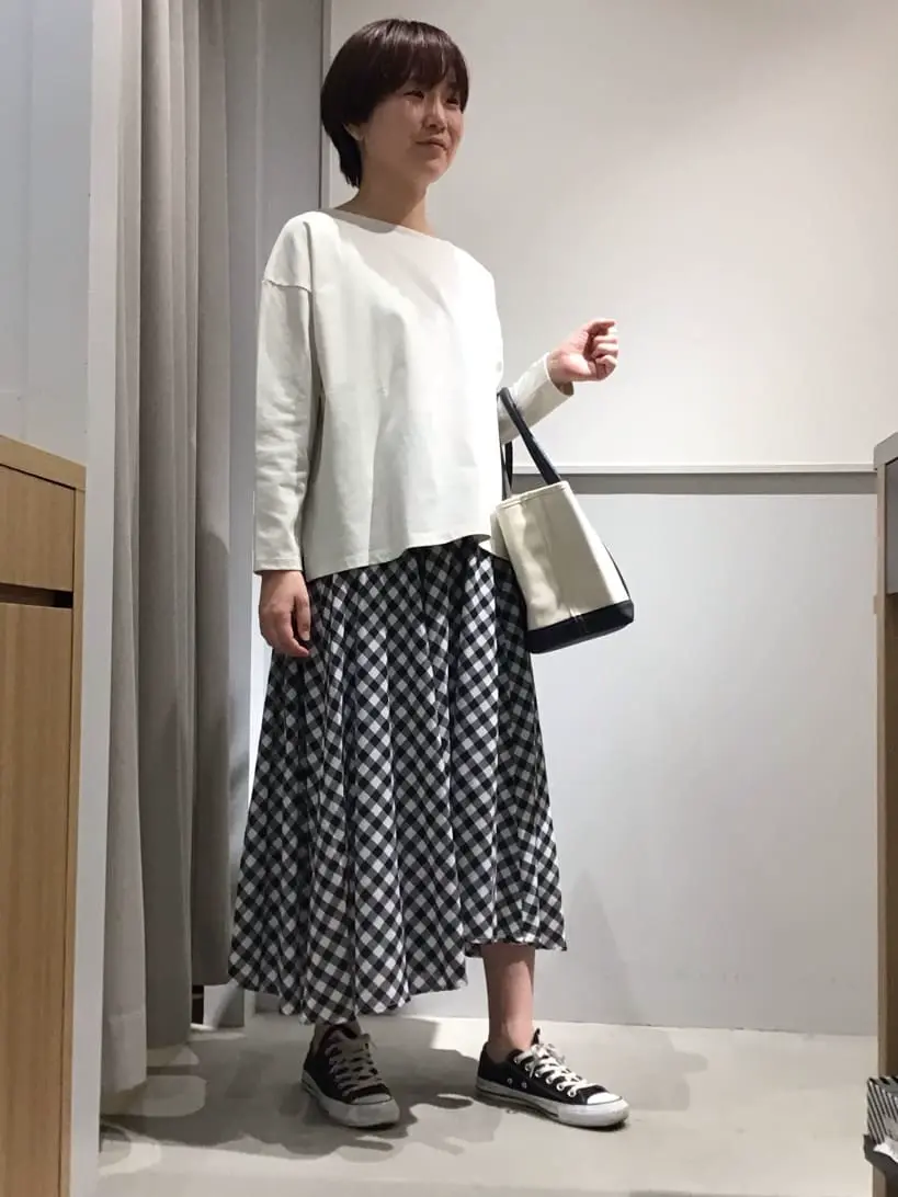  スタッフ コーディネート画像