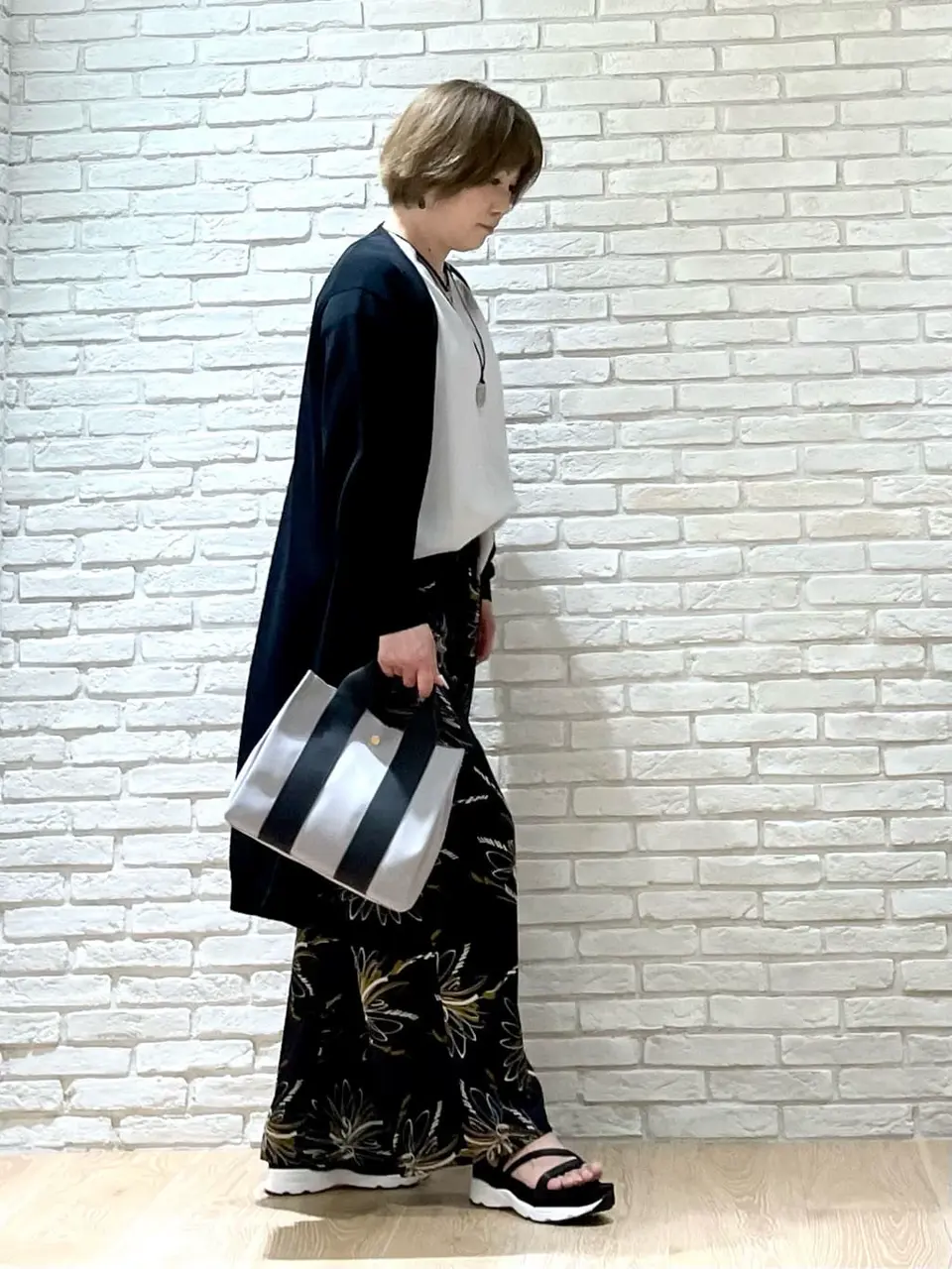 ONWARD CROSSET SELECT 井上 コーディネート画像