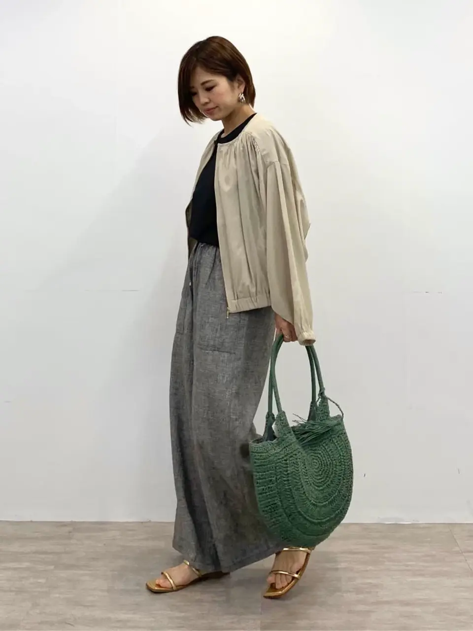  tomo コーディネート画像