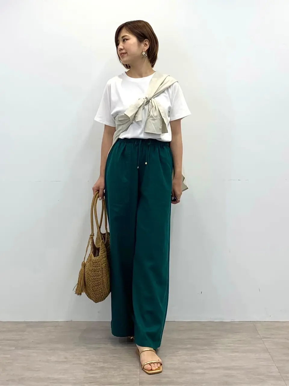  tomo コーディネート画像