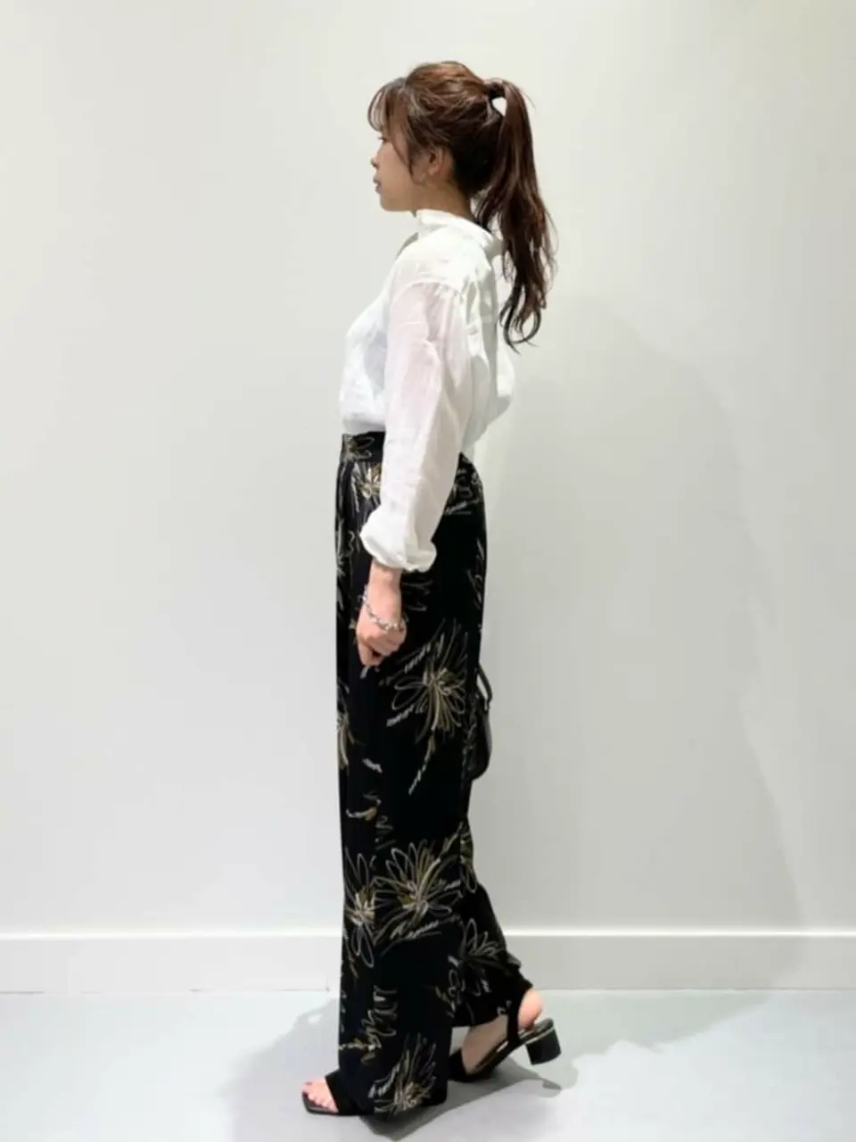 ONWARD CROSSET SELECT 榎本 コーディネート画像