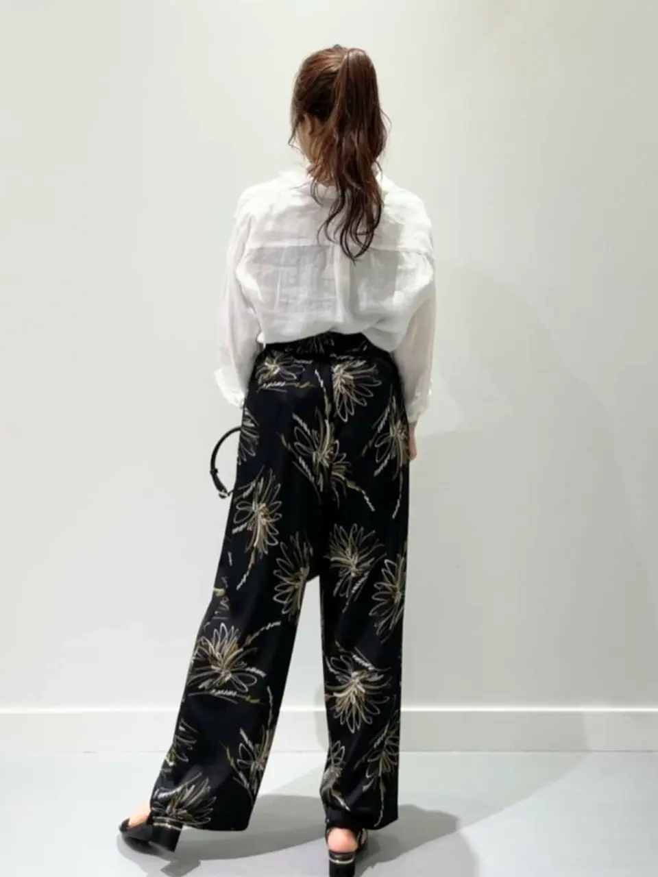 ONWARD CROSSET SELECT 榎本 コーディネート画像