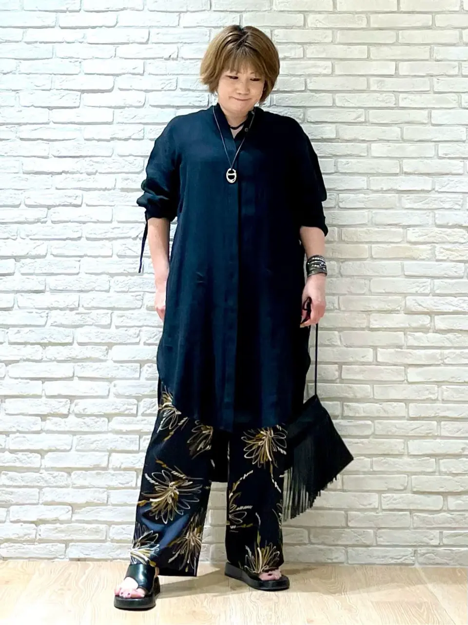 ONWARD CROSSET SELECT 井上 コーディネート画像