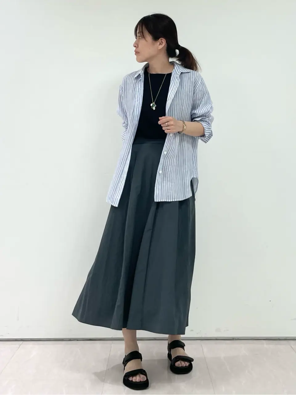  スタッフ コーディネート画像