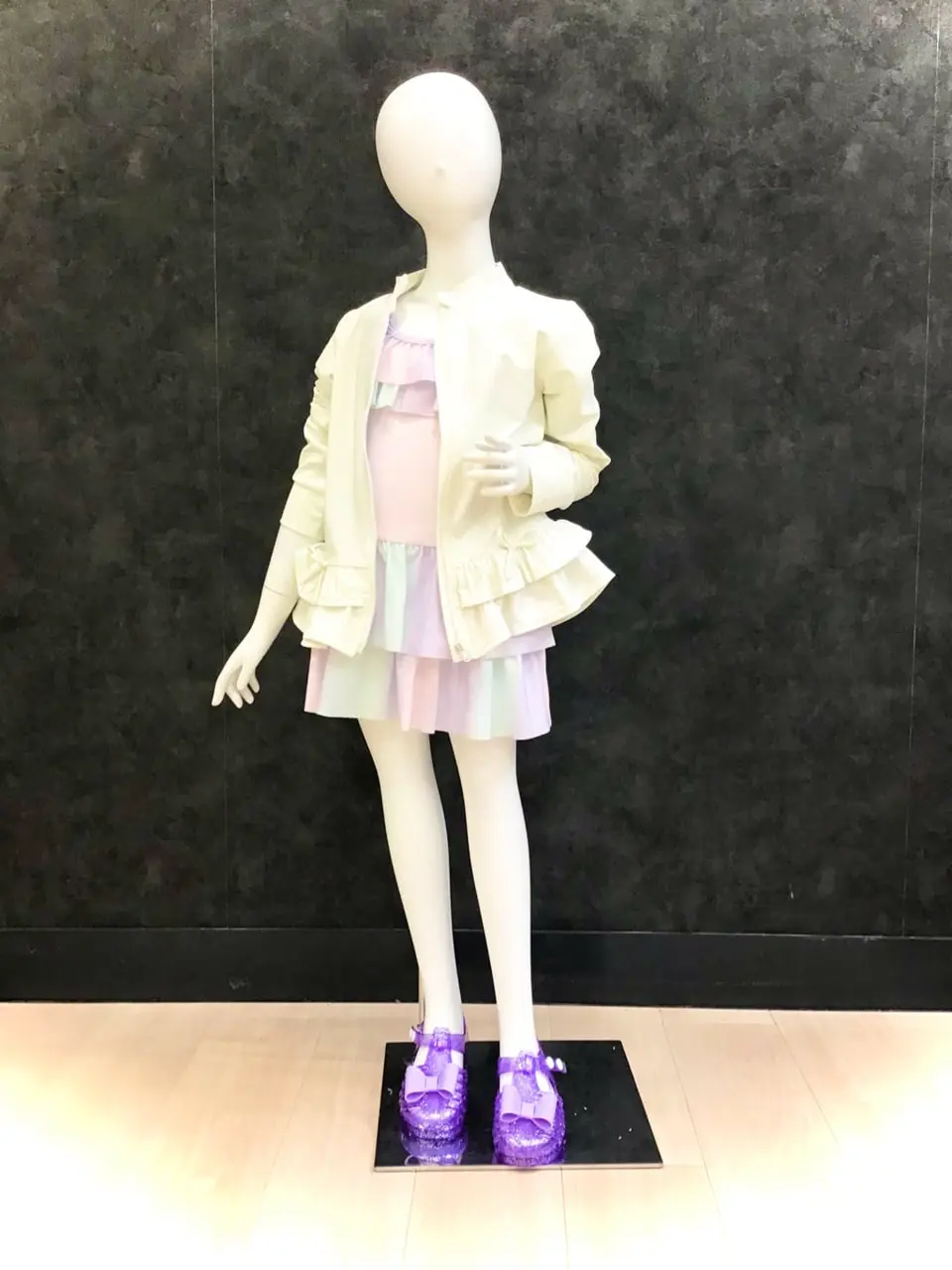  鈴木 コーディネート画像