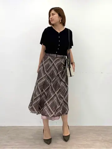 ONWARD CROSSET SELECT tomo コーディネート画像