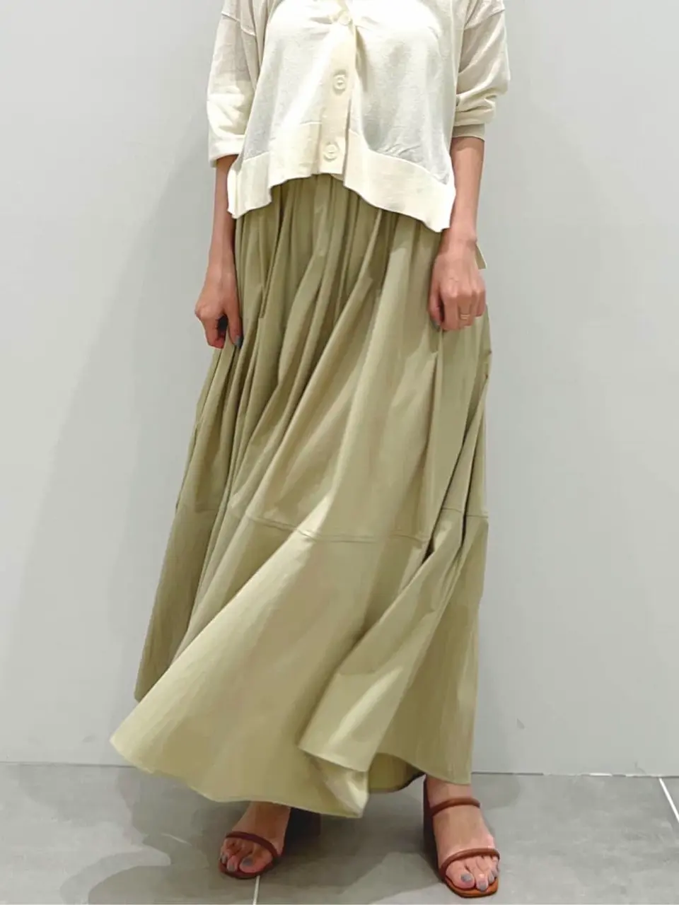 ONWARD CROSSET SELECT 市川 コーディネート画像