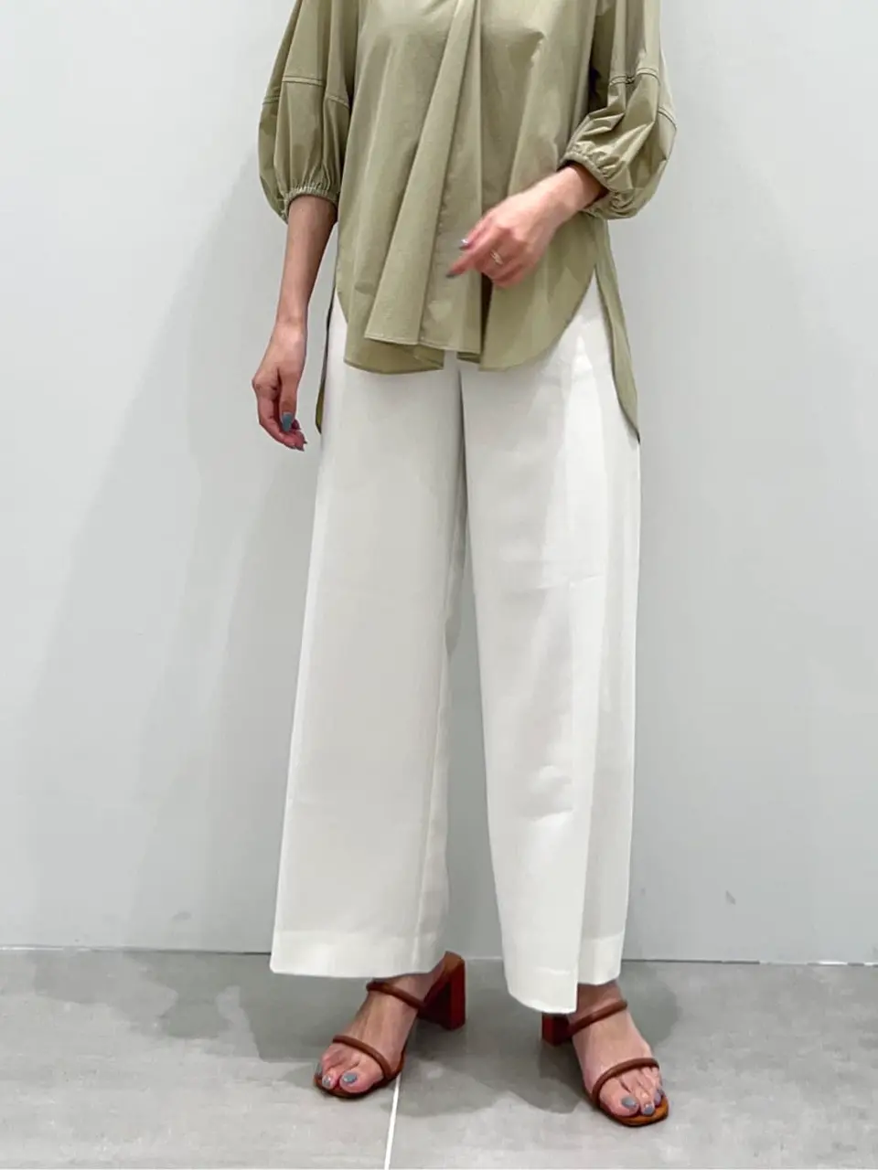 ONWARD CROSSET SELECT 市川 コーディネート画像