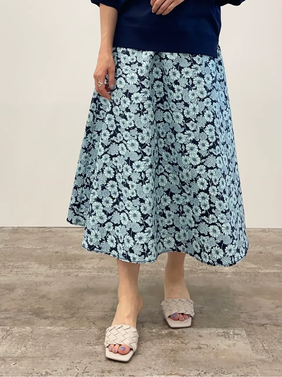 ONWARD CROSSET SELECT 茂木 コーディネート画像