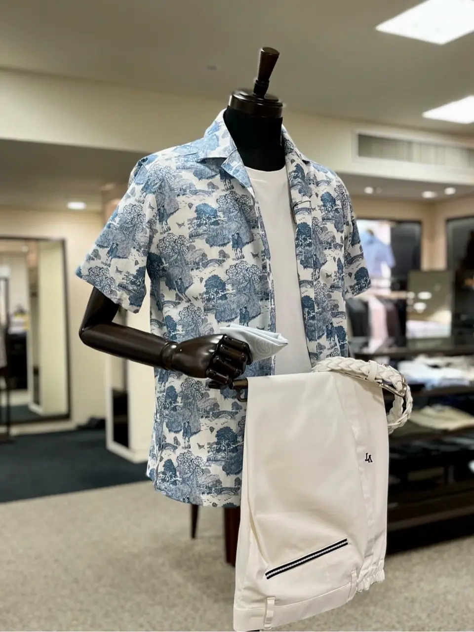 ONWARD CROSSET SELECT 小管 コーディネート画像