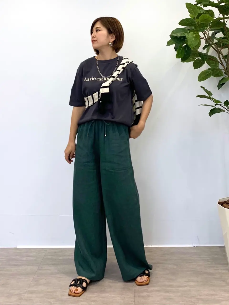  tomo コーディネート画像