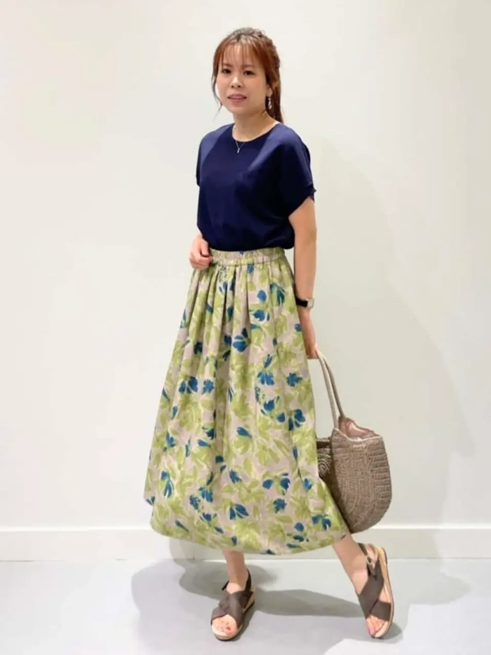 ONWARD CROSSET SELECT 榎本 コーディネート画像