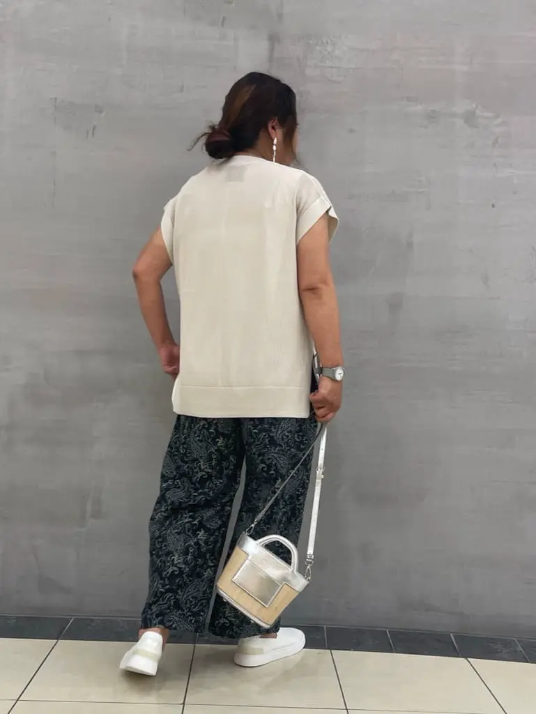 ONWARD CROSSET SELECT 寺田 コーディネート画像