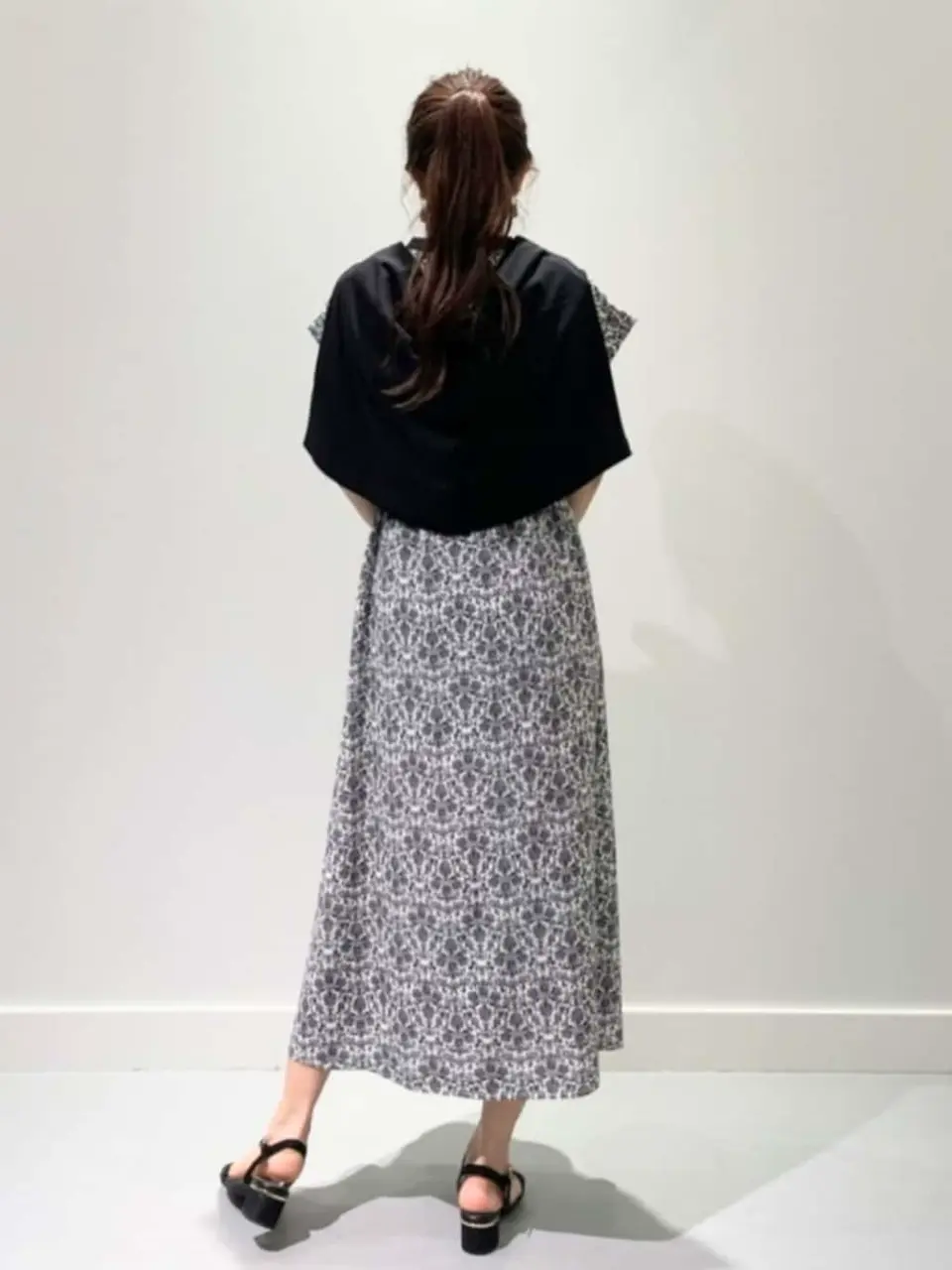 ONWARD CROSSET SELECT 榎本 コーディネート画像