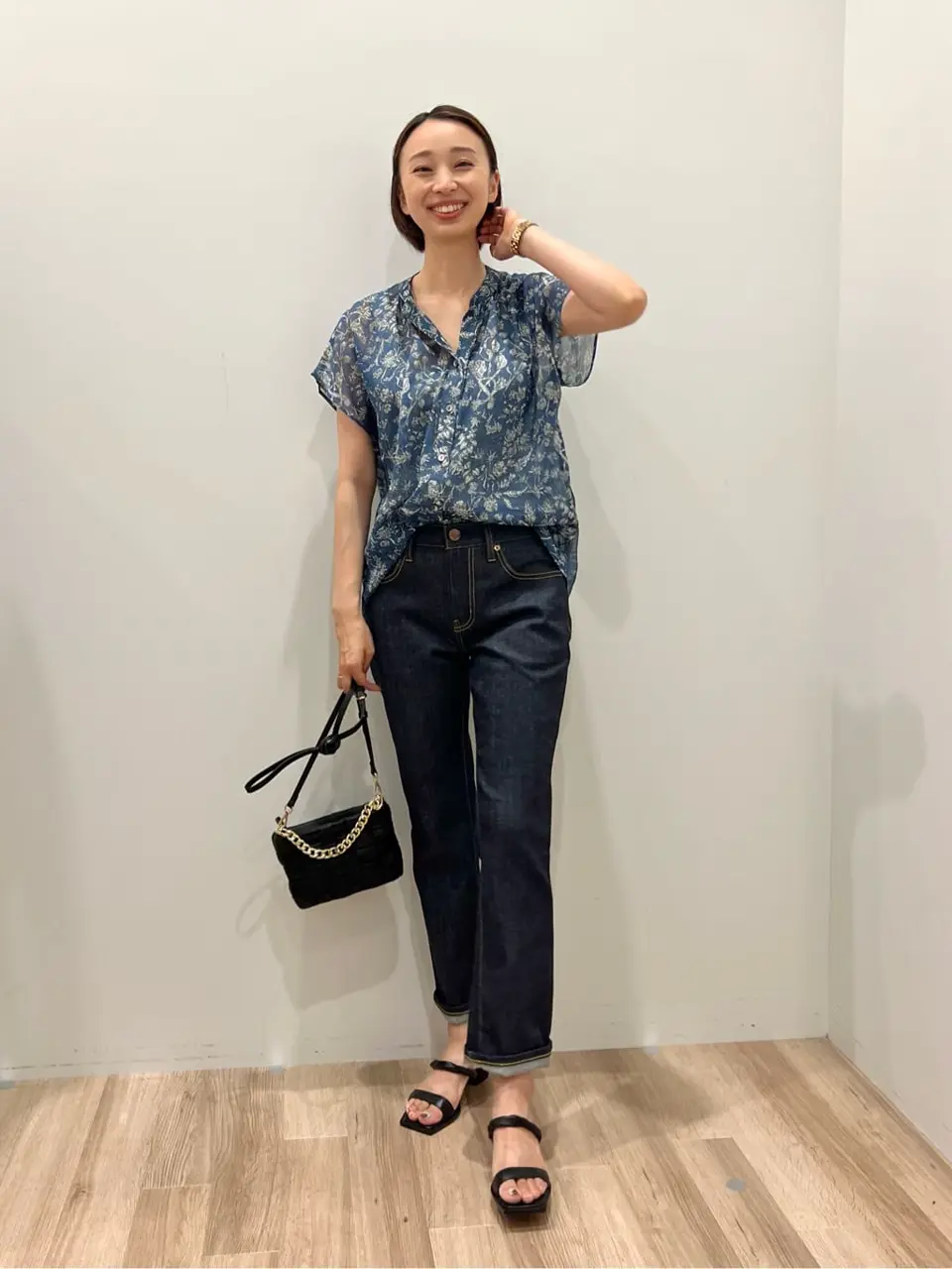  村上 コーディネート画像